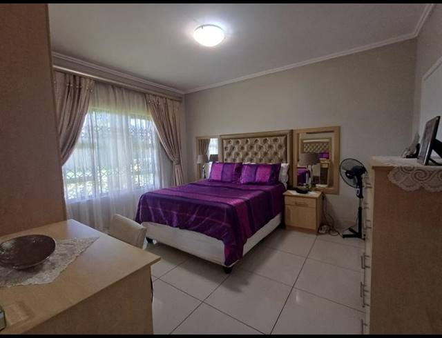 3 BEDROOM APARTMENT FOR SALE IN UMHLANGA RIDGE
